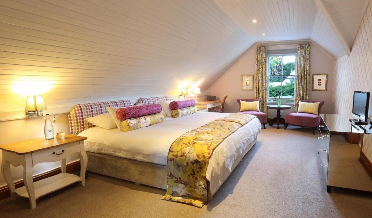 Falcons View Manor Knysna Room photo