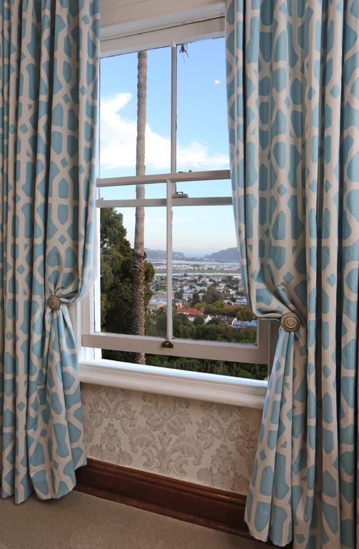 Falcons View Manor Knysna Room photo