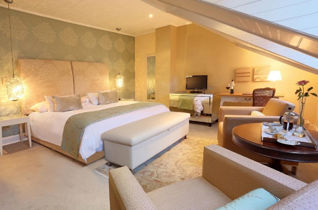 Falcons View Manor Knysna Room photo